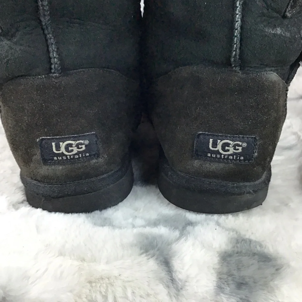 UGG Women's Tall Black‎ Buttoned Winter Boots